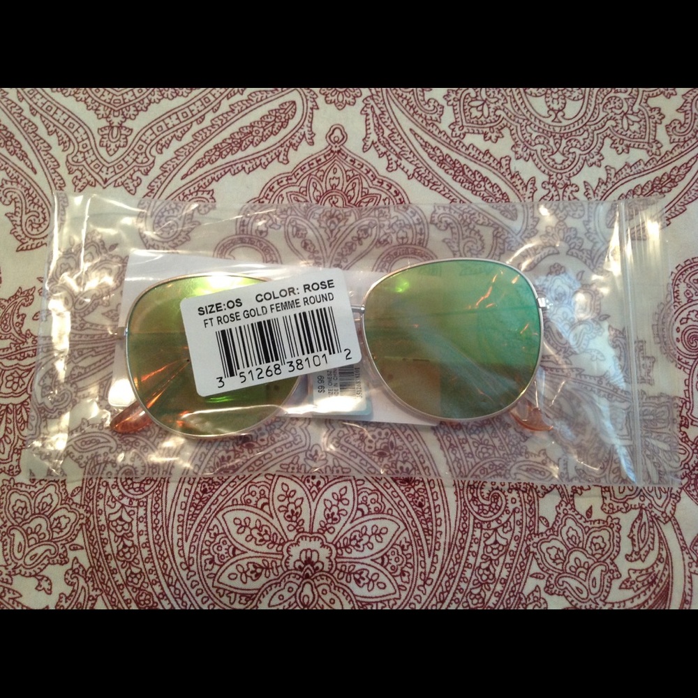 NWT Full Tilt Soul Search Femme Aviator Sunglasses - Picture 3 of 3